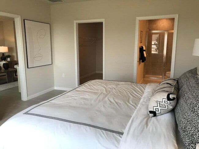 Building Photo - 9502 SW Libertas Wy