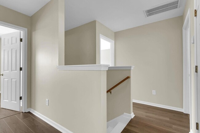 Building Photo - 3022 Crusades St