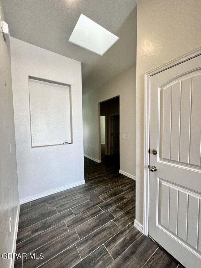 Building Photo - 13652 Glen Vista Ln