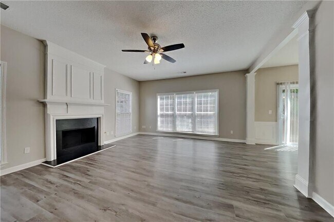 Building Photo - 4174 Glenaire Way NW