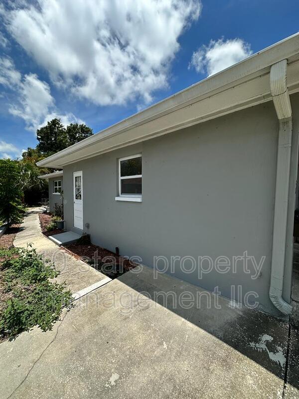 Building Photo - 1265 Pierce St