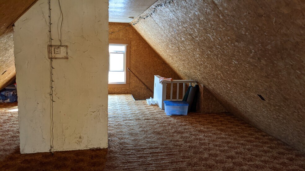 Building Photo - 918 Vine St