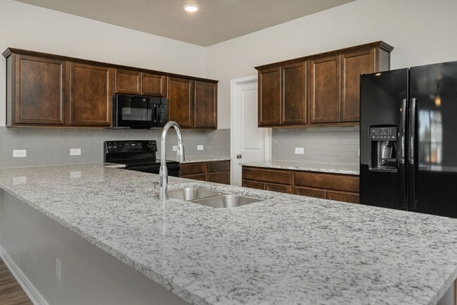 Building Photo - Where Style Meets Comfort: Elevate Your Living Experience