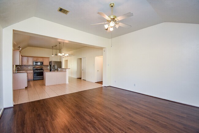 Building Photo - 20802 Oak Rain Ct