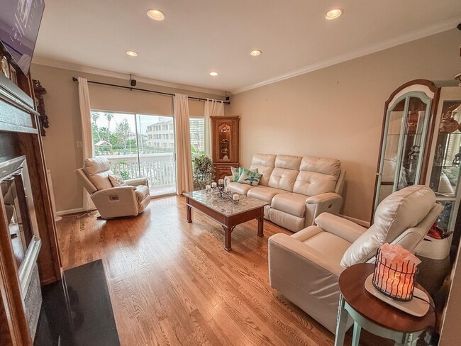 Building Photo - 4749 E NASA Pkwy