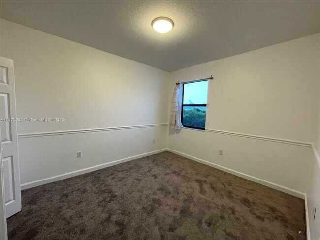 Building Photo - 9244 SW 227th Ln