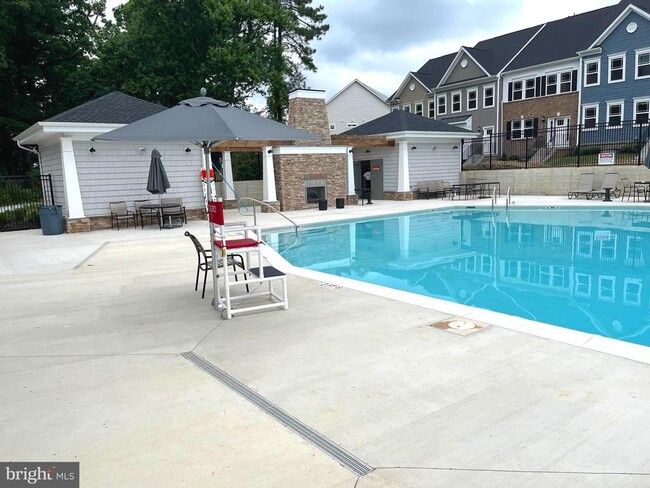 Building Photo - 7616 Johnnycake Rd