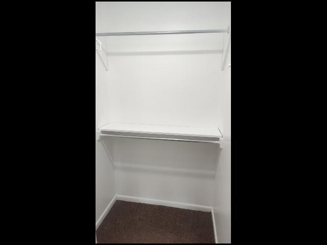 Building Photo - 401 Club Rd