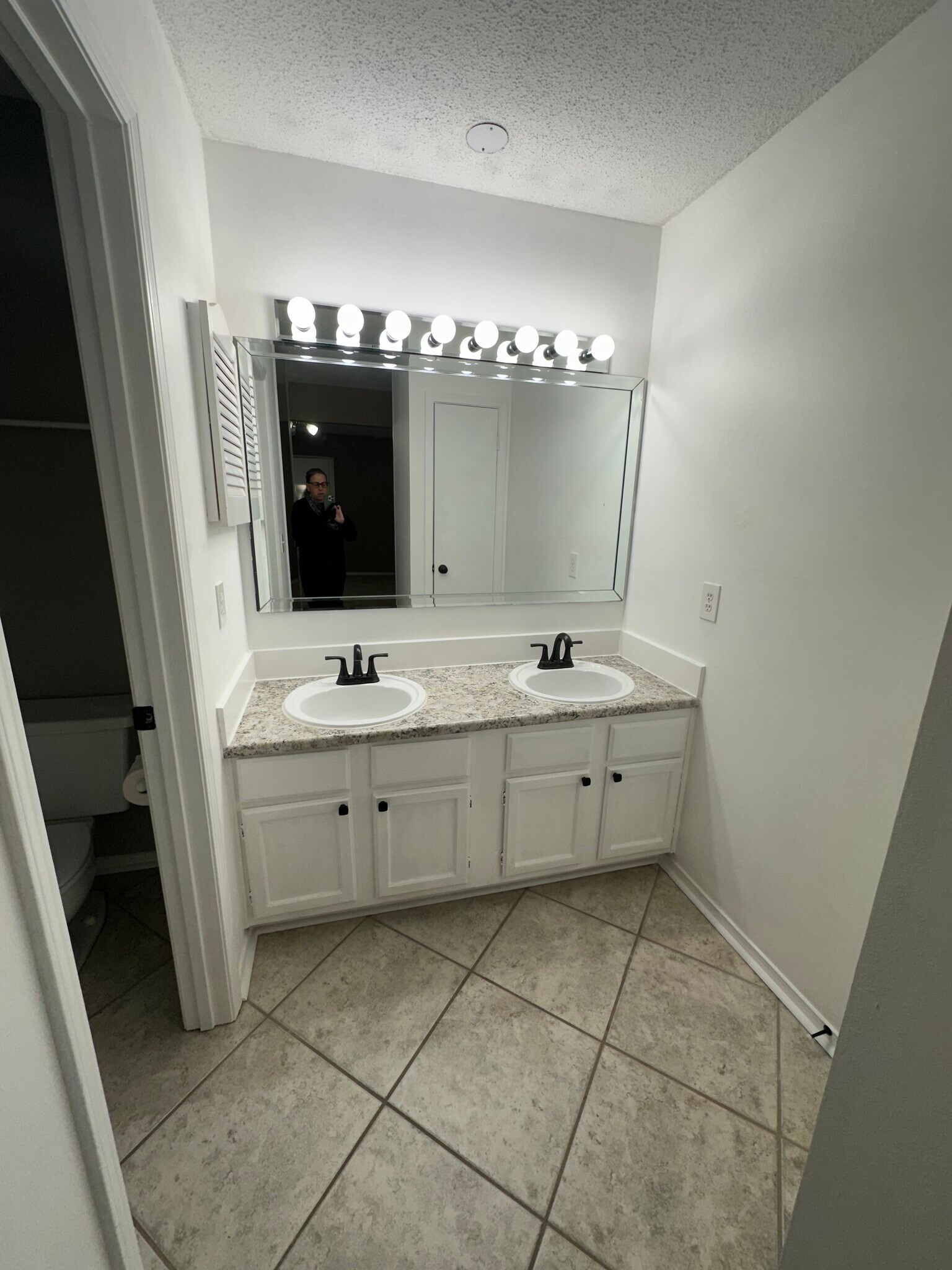 Building Photo - 2299 Scenic Hwy