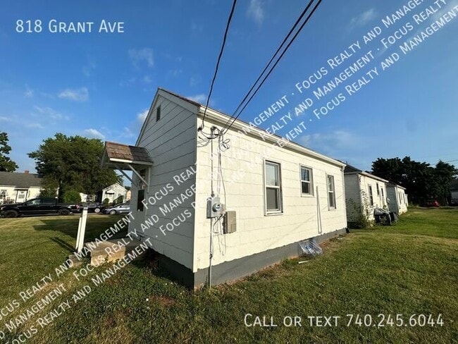 Building Photo - 818 Grant Ave