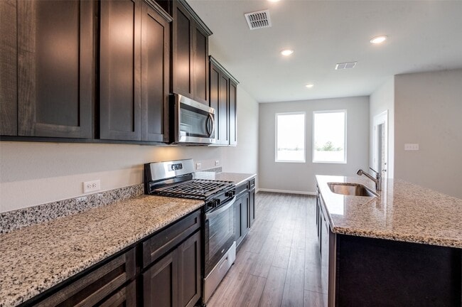 Building Photo - 737 Santa Lucia Dr