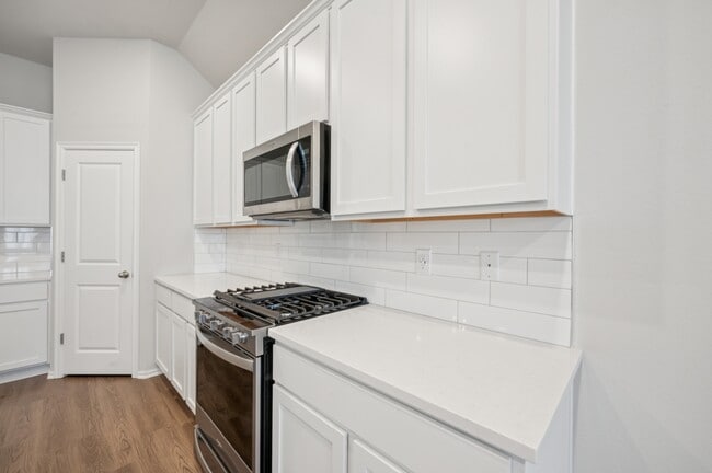 Building Photo - 4266 W Vlg Pk Dr