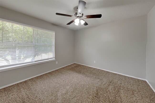 Building Photo - 1247 Kings Creek Trail