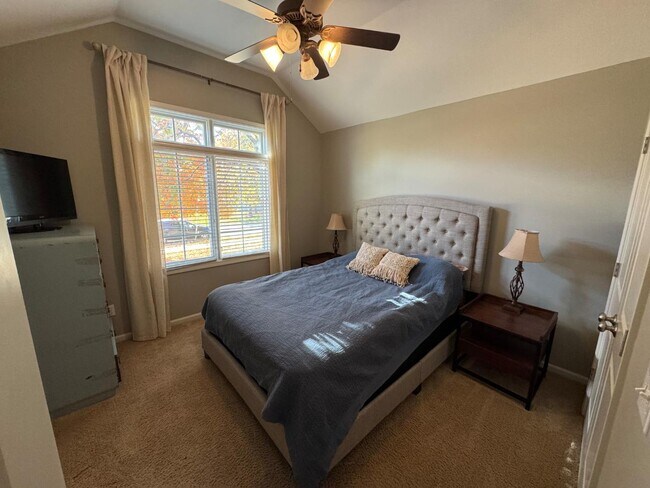 Building Photo - 1380 Stonecreek Dr