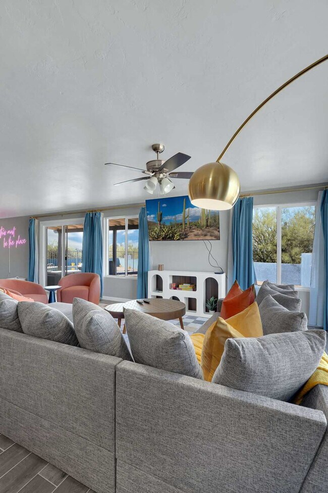 Building Photo - 6240 E River Rd