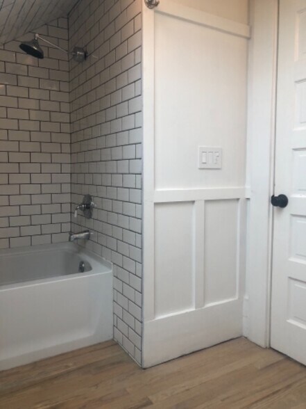 Building Photo - 4481 Petaluma Blvd N