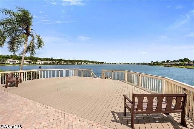 Building Photo - 1704 Royal Cir