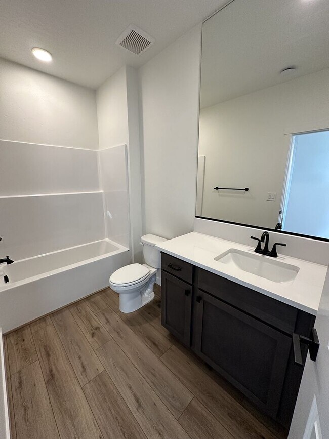 Building Photo - Brand New 3-Bed, 2-Bath Home for Lease – 1,877 sq ft in South Richland