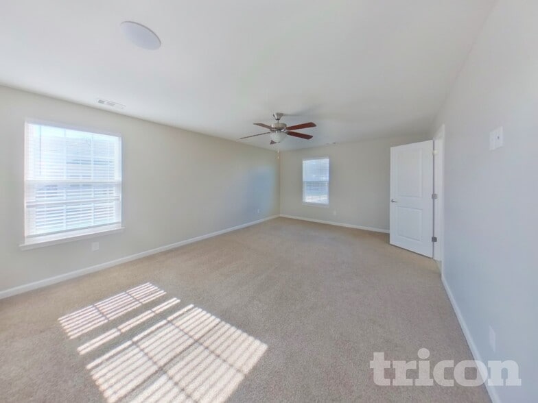 Building Photo - 2920 Cherry Point Ln