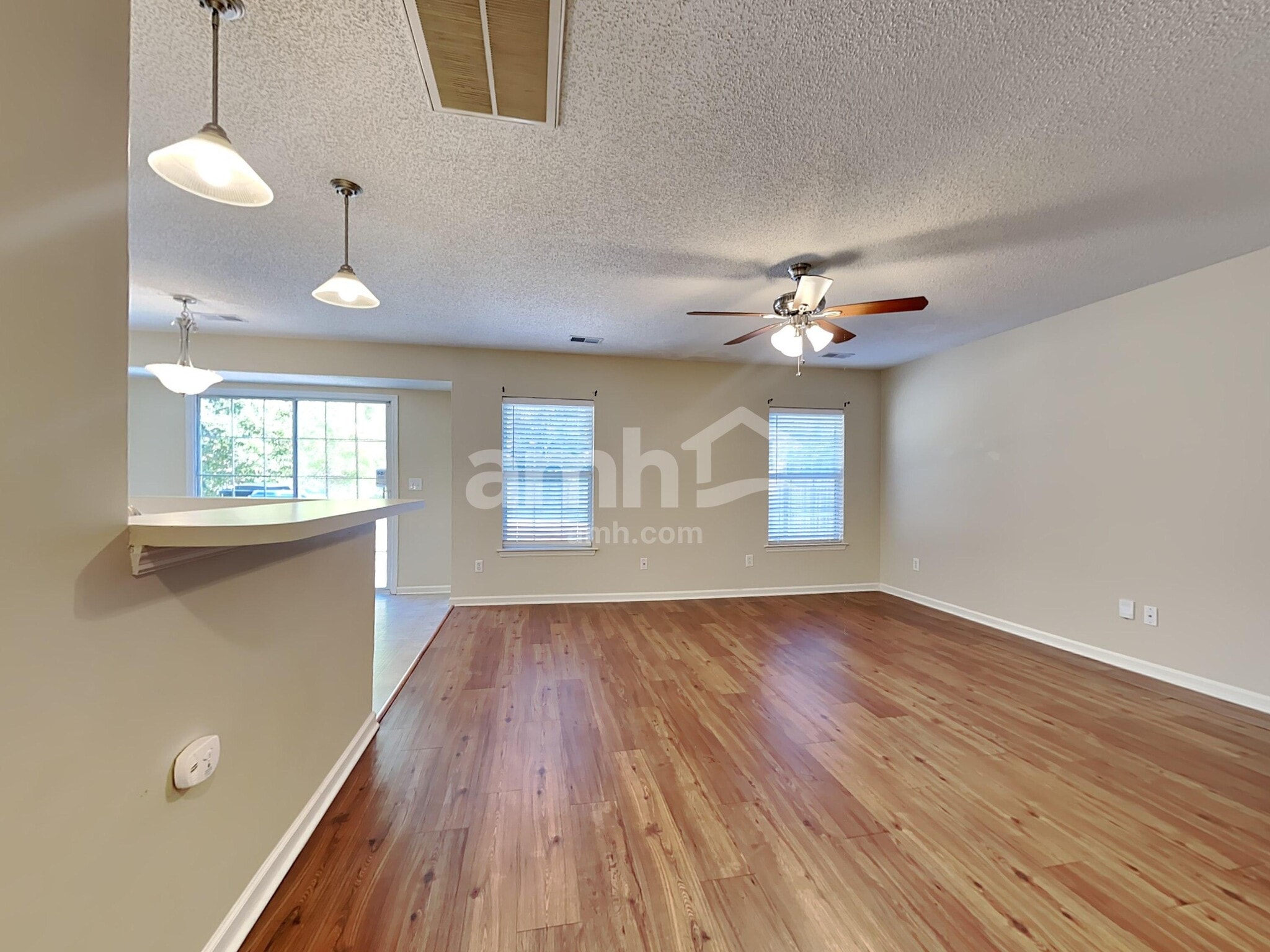 Building Photo - 228 Eagle Ridge Rd