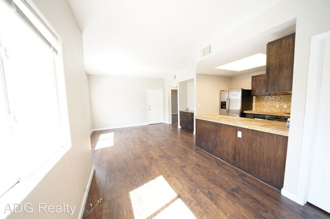 Building Photo - 2 br, 2 bath House - 9580 W Reno Ave #120 ...