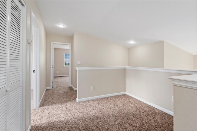 Building Photo - 10147 S Cherryhurst Ln