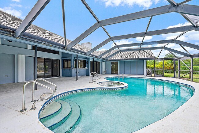 Building Photo - 18 Glencairn Rd