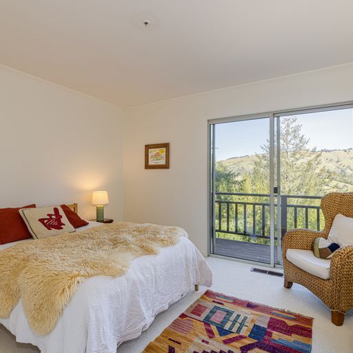 Building Photo - 25 Fir Ave