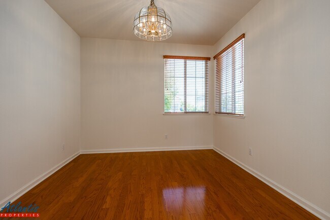 Building Photo - 3526 Casabella Ct