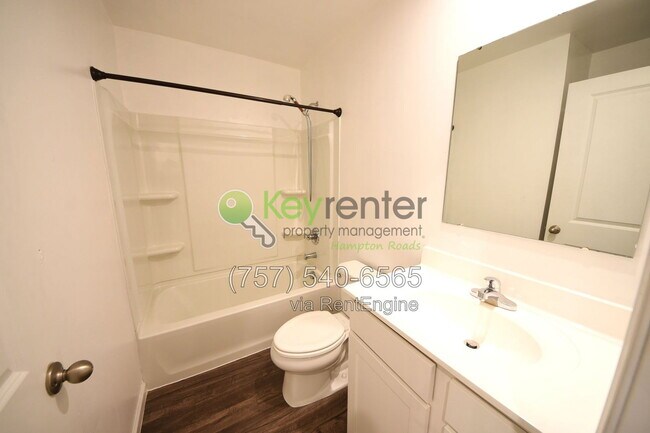 Building Photo - 49 Manilla Cir
