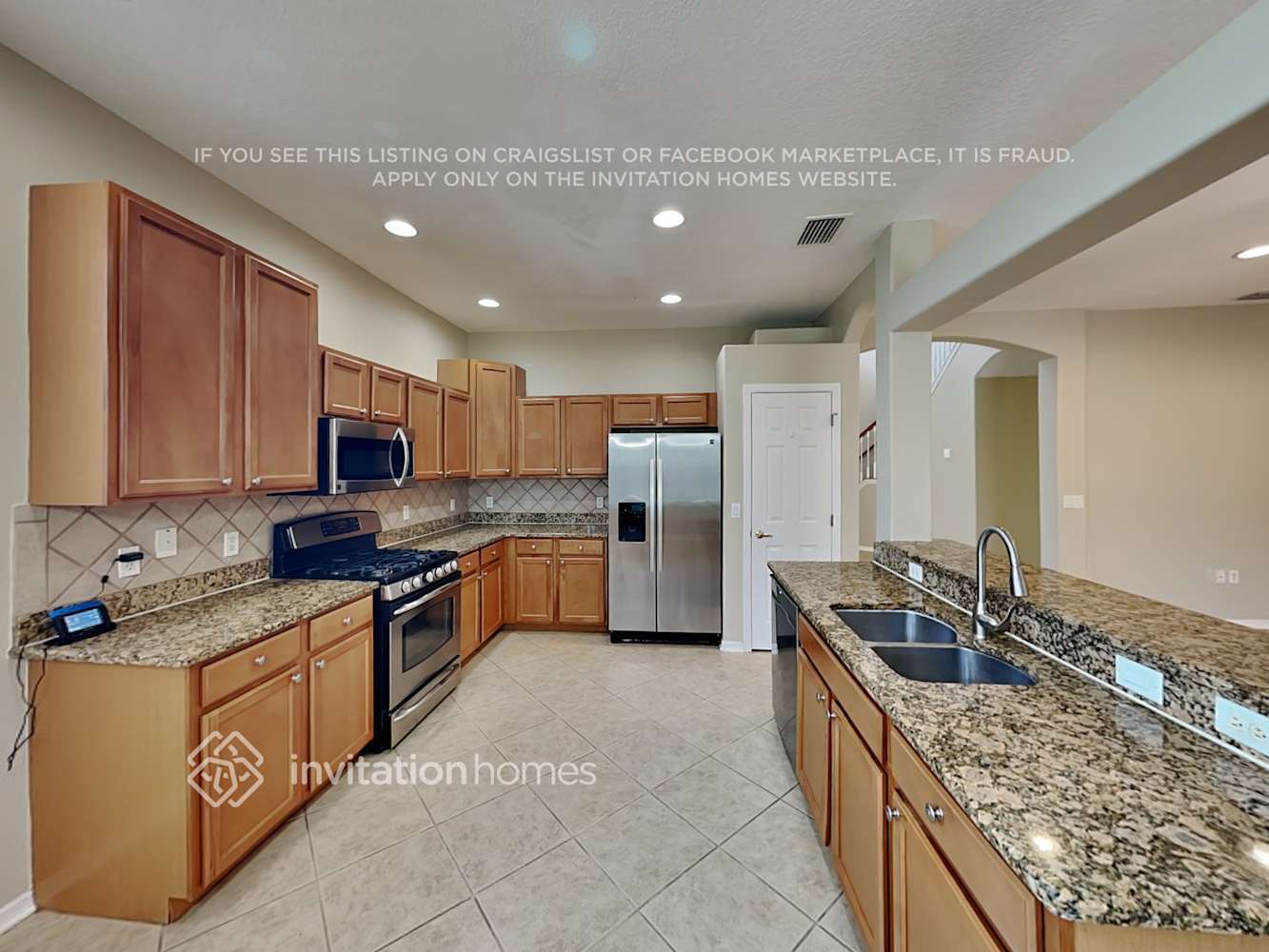 Building Photo - 15662 Lemon Fish Dr