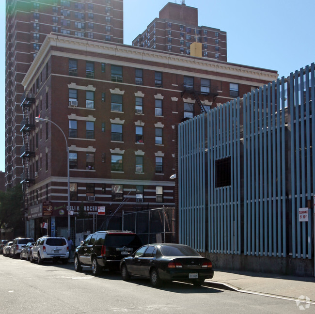 Building Photo - 157 Broome St