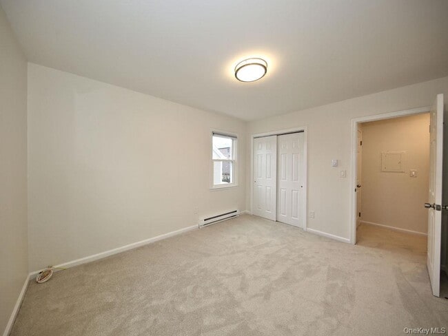 Building Photo - 105 Florence St