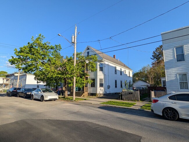 Building Photo - 60 McElwain Ave