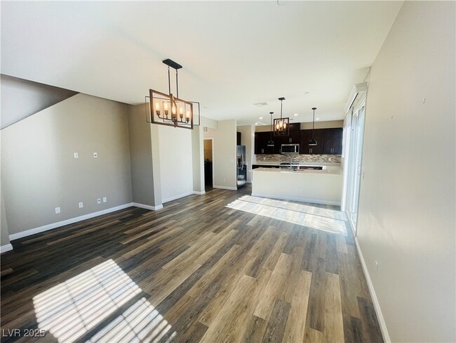 Building Photo - 2350 Borgaro St