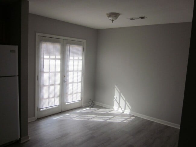 Building Photo - 1616 Currie Ln