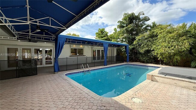 Building Photo - 2075 Arch Creek Dr