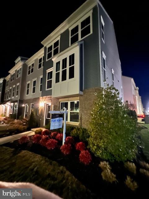 Building Photo - 24135 Pissarro Dr