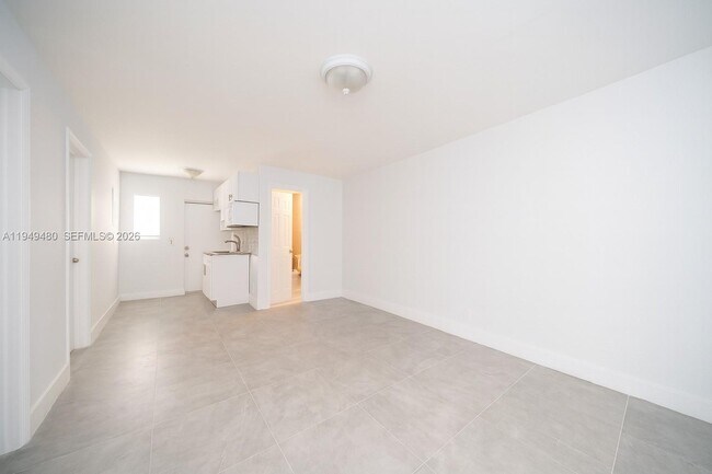 Building Photo - 5740 Mayo St