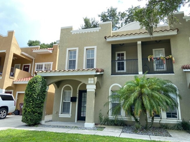 Building Photo - 1210 Catherine St
