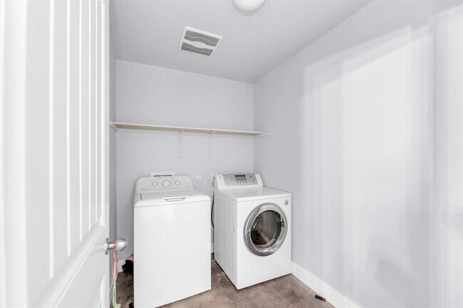 Building Photo - 18125 Ryegate Dr