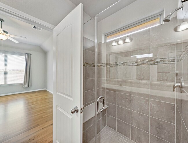 Building Photo - 5342 Rue Dela Croix Dr