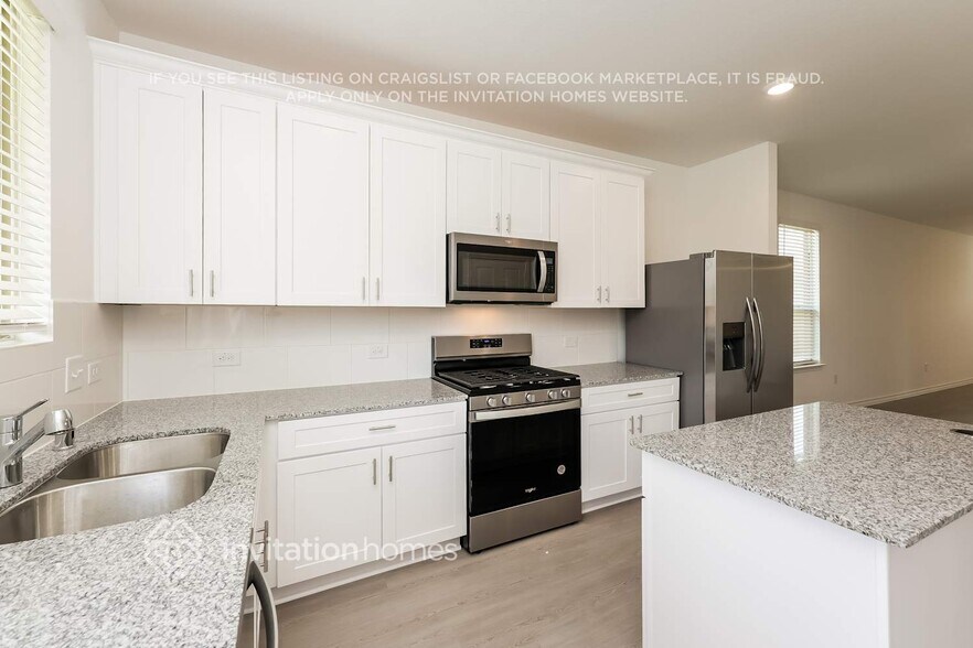 Building Photo - 16326 Vivid Creek Ct