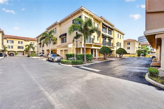Building Photo - 105 S Bradford Bch Ct