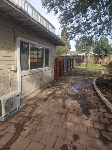 Back yard next to family room - 1842 Lynwood Dr