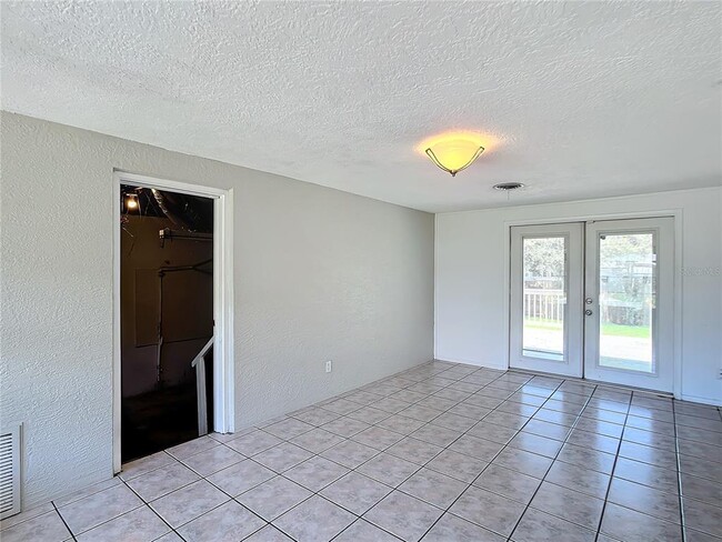 Building Photo - 3753 Benson Ave N