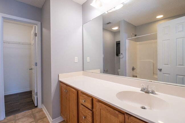 Building Photo - 4393 Wigwam Dr