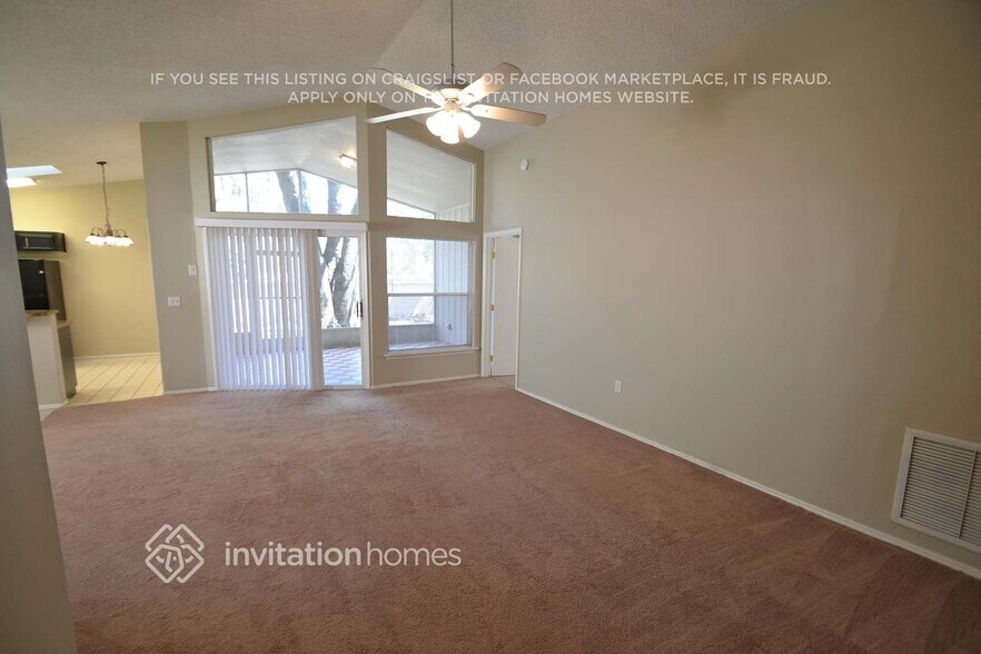 Building Photo - 6233 Vintage Dr