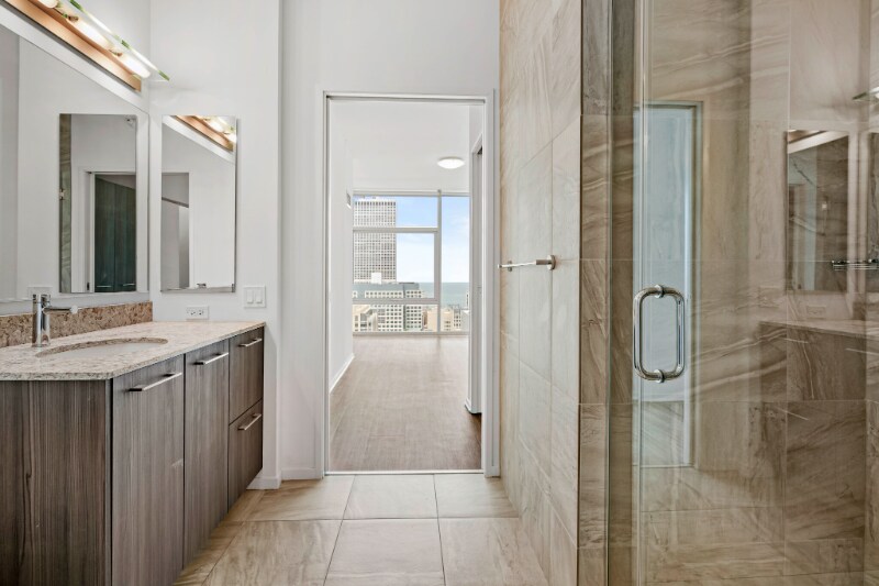 Building Photo - 250 E Illinois St