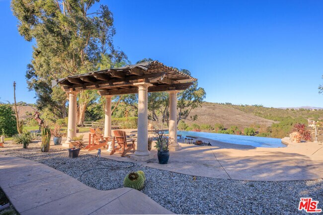 Building Photo - 13045 Ripple Creek Ln